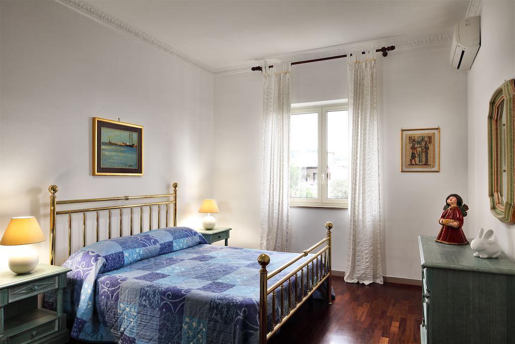 Caruso 1 By Villasandco Rentalsorrento Apartment
